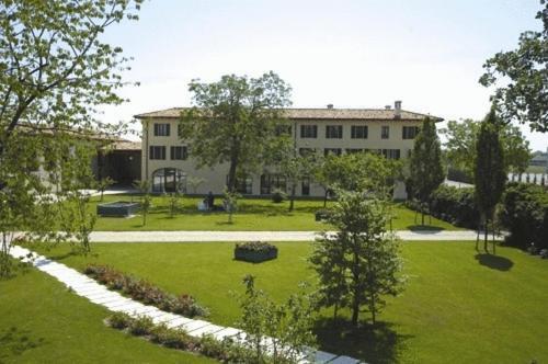Hotel Fossa Mala Fiume Veneto Exterior photo