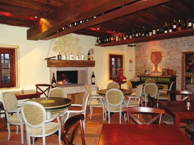 Hotel Fossa Mala Fiume Veneto Exterior photo