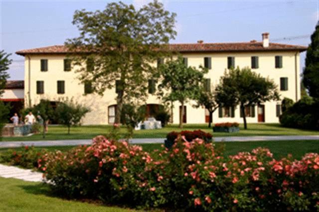 Hotel Fossa Mala Fiume Veneto Exterior photo