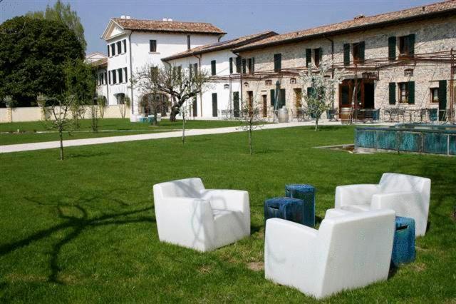 Hotel Fossa Mala Fiume Veneto Exterior photo