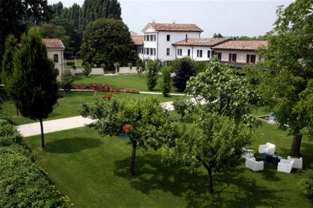 Hotel Fossa Mala Fiume Veneto Exterior photo